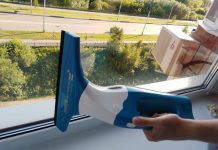 Стеклоочиститель для мойки окон