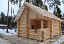 Сруб для бани: технологии, достоинства, риски