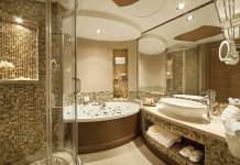 Модные тренды в дизайне ванных комнат. Инновации и творческие идеи.