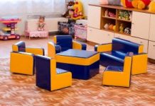 Уголок комфорта для детей: диваны для детского сада