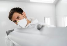 Искусство удаления вмятин без покраски: идеальное решение проблемы дефектов автомобиля