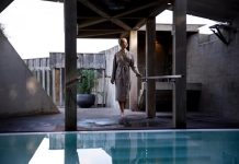 Летняя душевая кабина для дачи