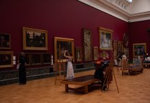 Исторические музеи: Как купить билет без очередей и с максимальной выгодой