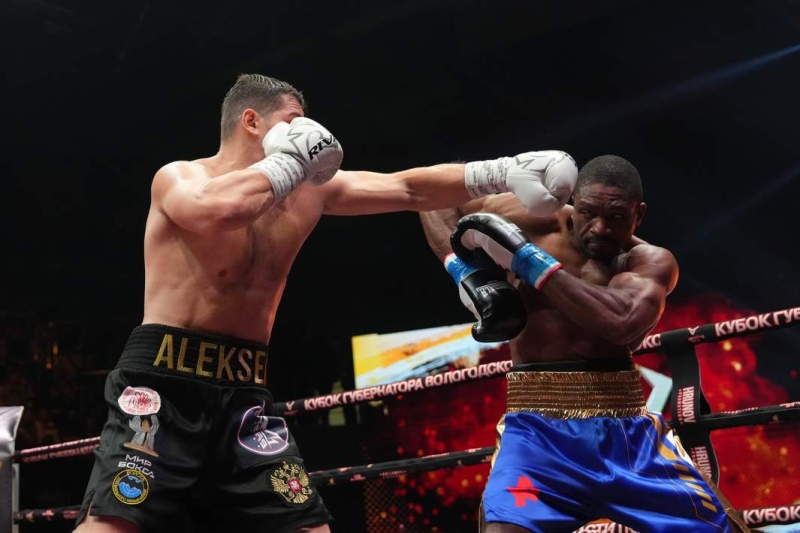 Двойной досрочный: как Папин и Гончаров выиграли свои бои в Вологде