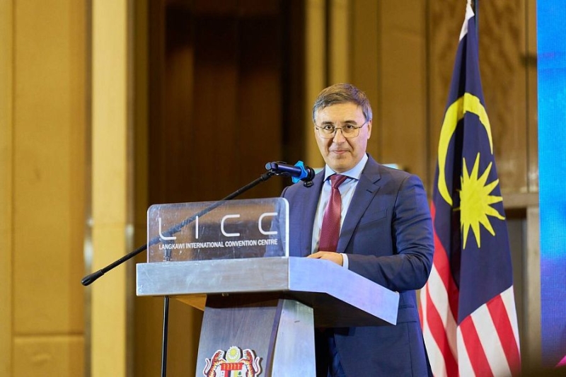 Глава Минобрнауки России Валерий Фальков и Министр высшего образования Малайзии Замбри Абдул Кадир дали старт первому Российско-Малайзийскому образовательному форуму