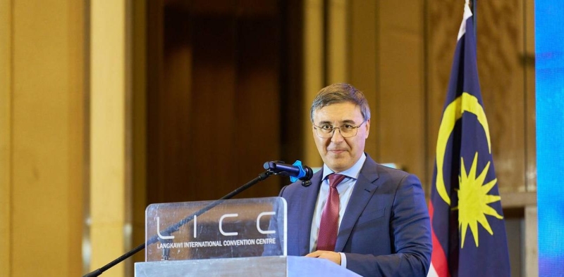 Глава Минобрнауки России Валерий Фальков и Министр высшего образования Малайзии Замбри Абдул Кадир дали старт первому Российско-Малайзийскому образовательному форуму