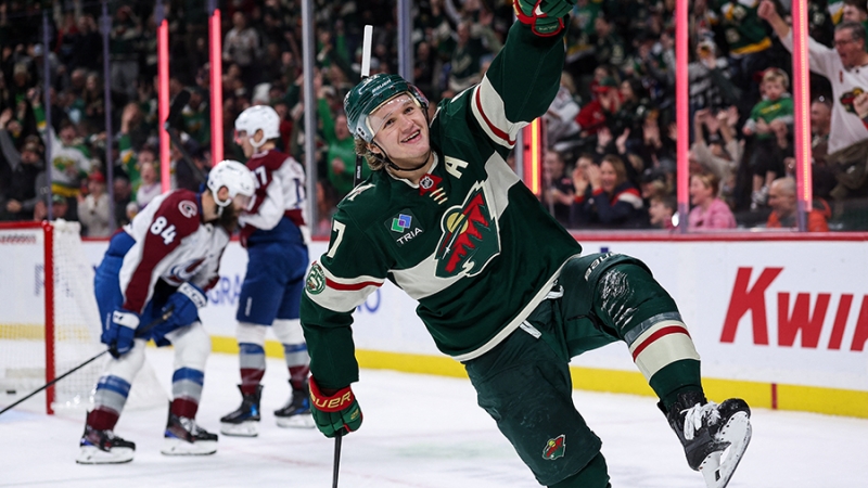 Капризов вышел на 18-е место по шайбам в НХЛ среди россиян