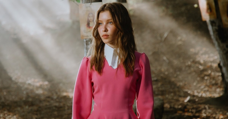 Почему новая «Алиса в Стране чудес» собрала много денег и мало положительных отзывов