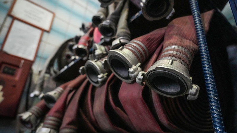 Пожар в цехе в Иркутске локализован на площади 3,5 тыс. кв. м