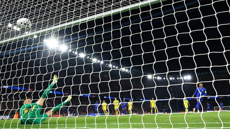 Сборная Франции обыграла Украину и вышла на ЧМ-2026 по футболу