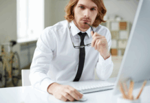 Врач-нарколог на дом: когда помощь приходит к порогу