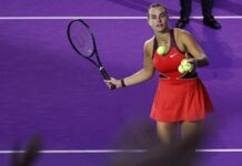 Соболенко обыграла Анисимову и вышла в финал итогового турнира WTA