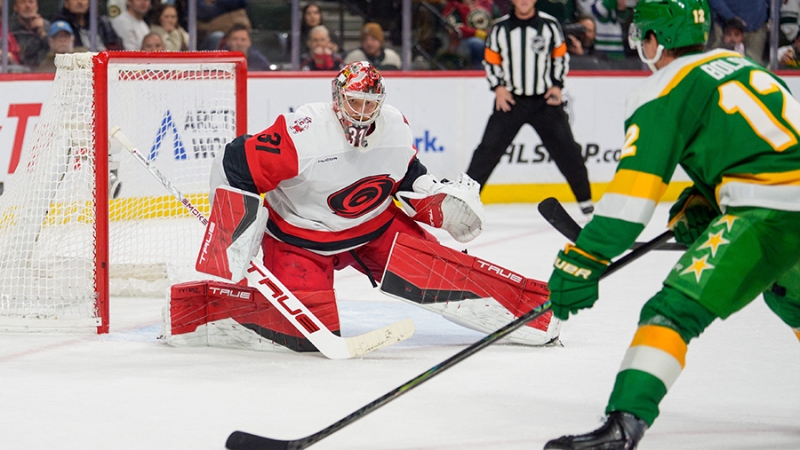 Три очка Юрова и Капризова помогли «Миннесоте» победить «Каролину» в матче НХЛ