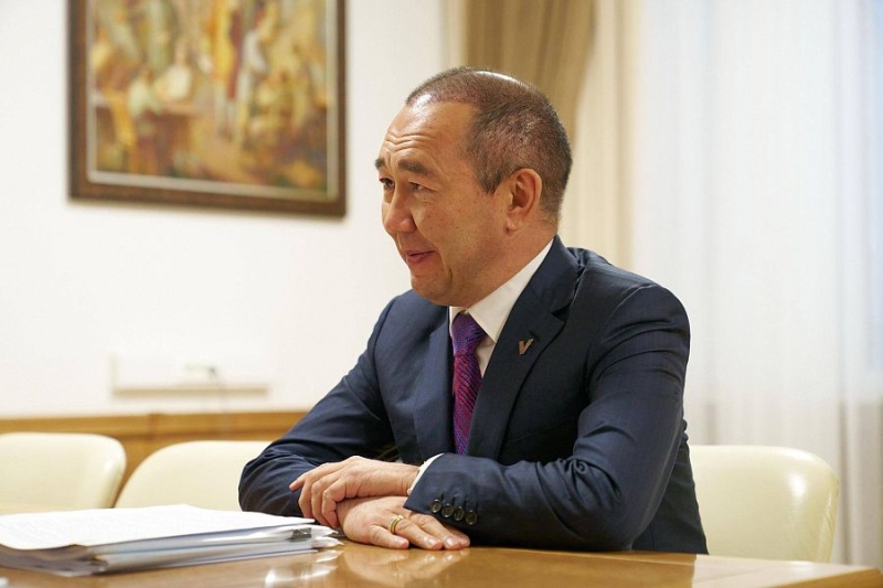 Валерий Фальков провел рабочую встречу с главой Республики Саха (Якутия) Айсеном Николаевым