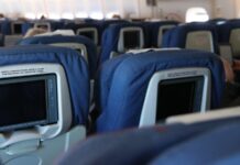 Временные ограничения введены в трех аэропортах на юге России