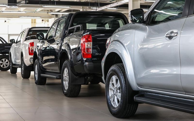 Власти заявили о падении авторынка в России