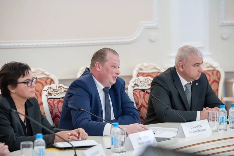 Глава Минобрнауки Валерий Фальков обсудил с заведующими кафедрами совершенствование приема и обучения на инженерных специальностях