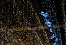 Оформление дома гирляндами и подсветкой: создаем атмосферу уюта и праздника