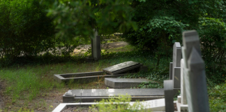 Памятник на могилу: вечная память в камне